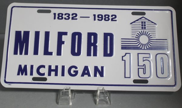 License plate holder – The Right Place at the Right Time